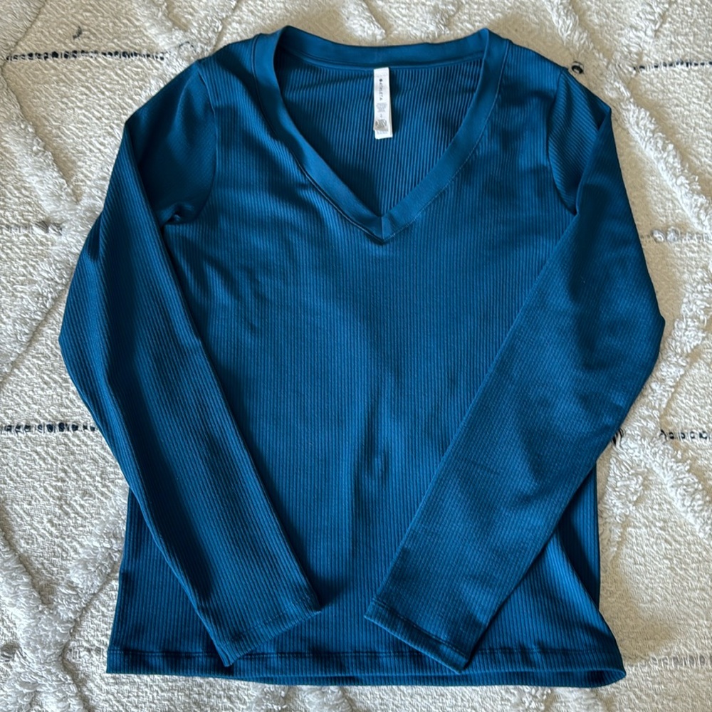 Athleta V-Neck Long Sleeve